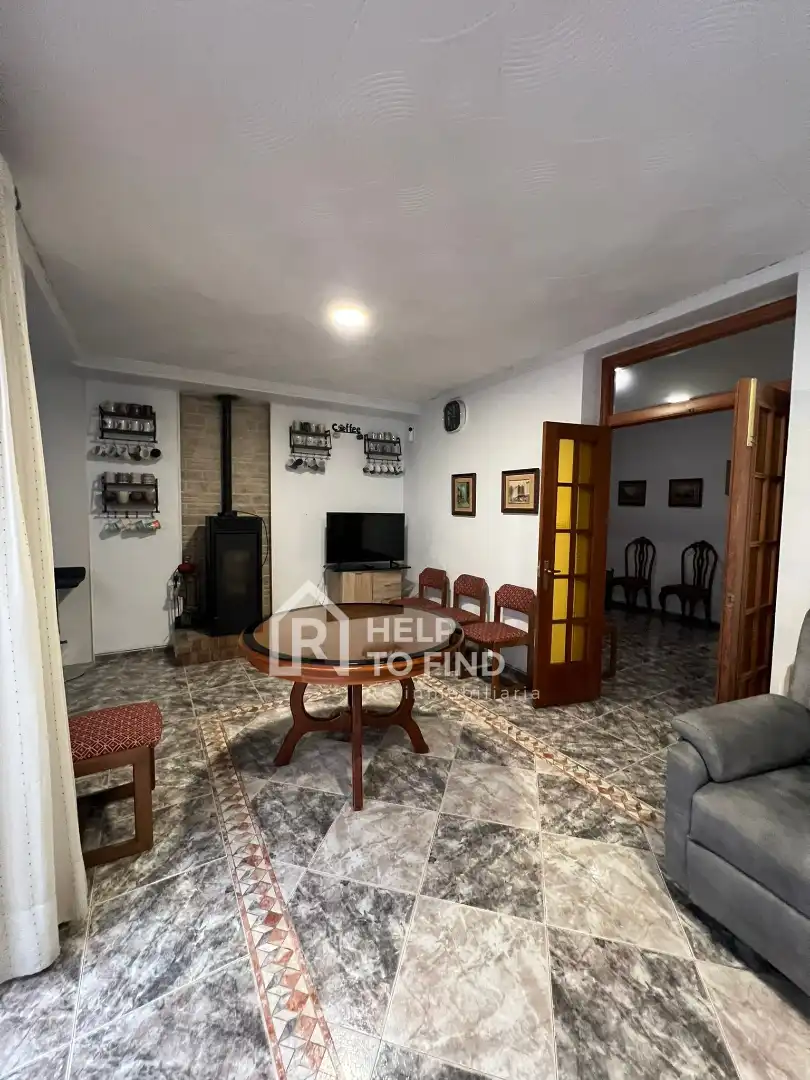 Casa o xalet de lloguer a Vilallonga / Villalonga