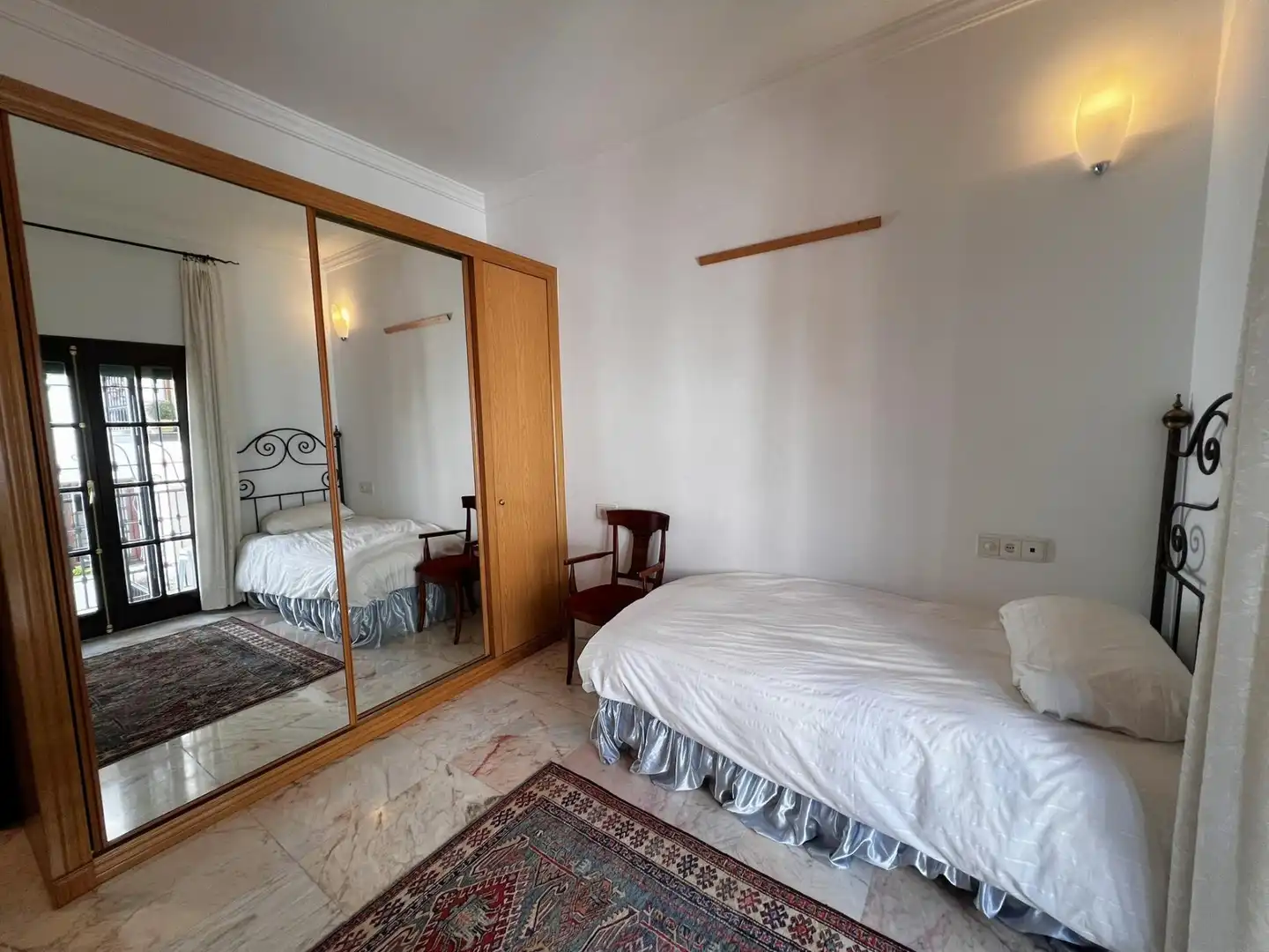 Schlafzimmer von Wohnungen zum Verkauf in Fuengirola mit Balkon und Gemeinschaftspool