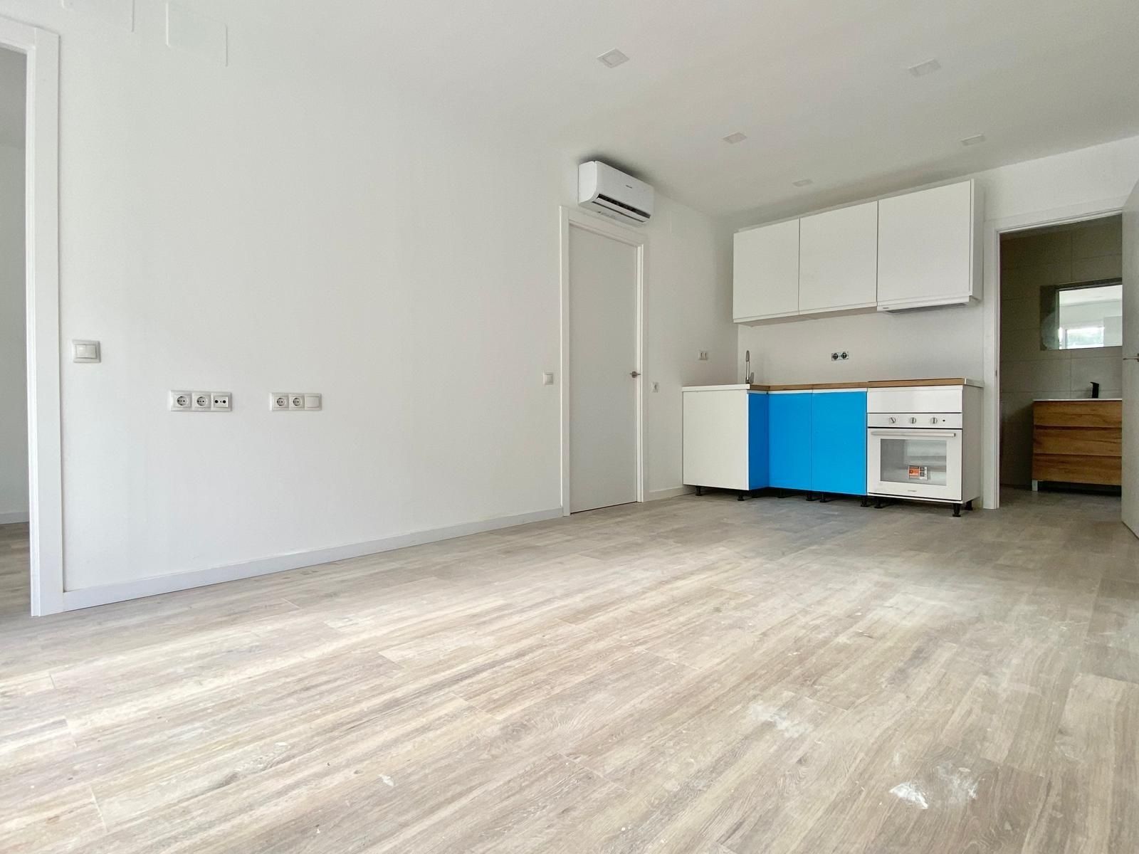 Cuina de Planta baixa en venda en Calafell amb Aire condicionat, Jardí privat i Terrassa