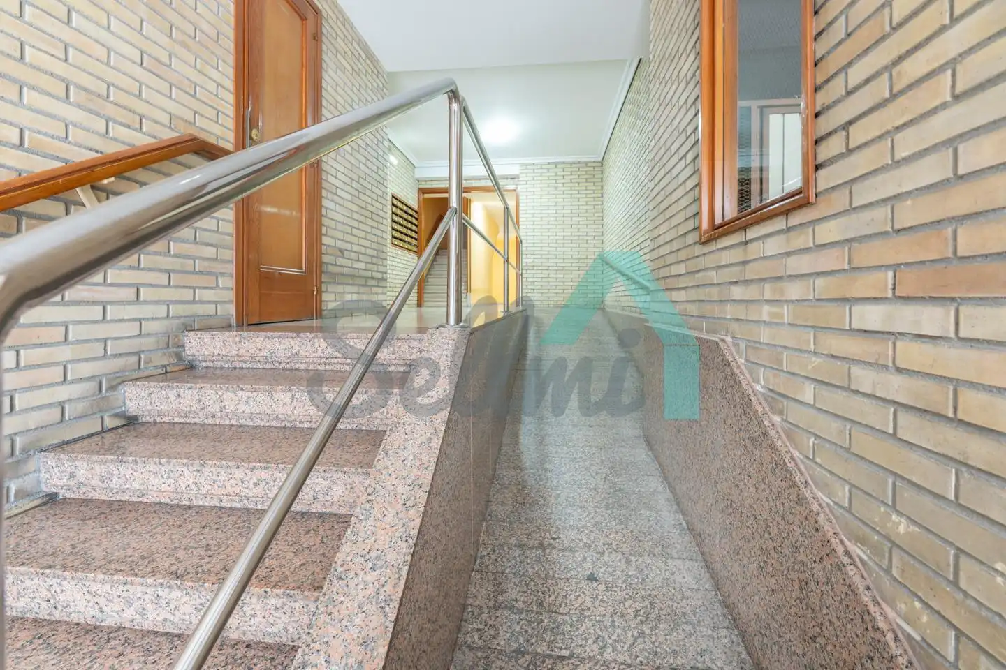 Flat for rent in Llano Ponte, Milán - Pumarín