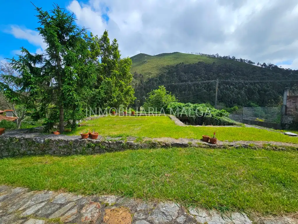 Residential for sale in Caravia
