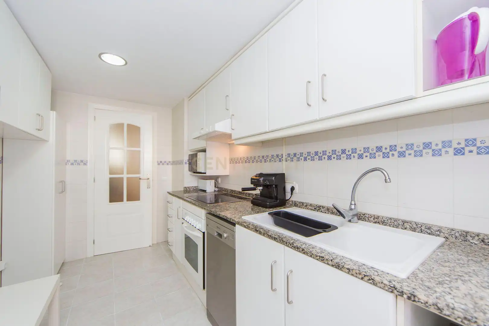 Cuina de Apartament en venda en Calpe / Calp amb Aire condicionat, Balcó i Piscina comunitària