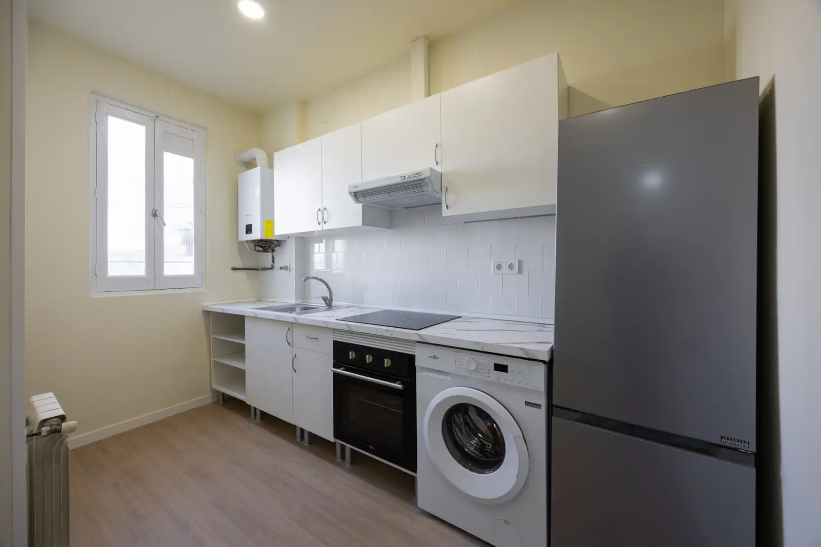 Kitchen of Flat for sale in Arganzuela