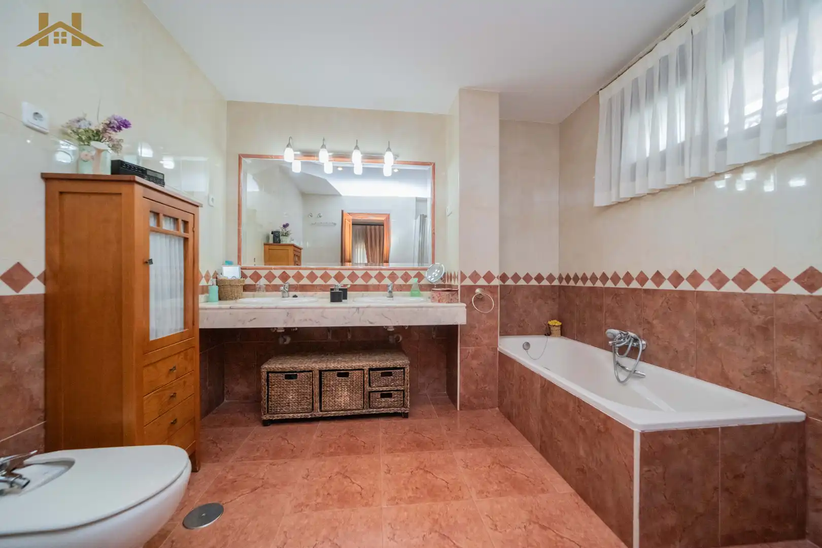 Bany de Casa o xalet en venda en Villaviciosa de Odón amb Moblat