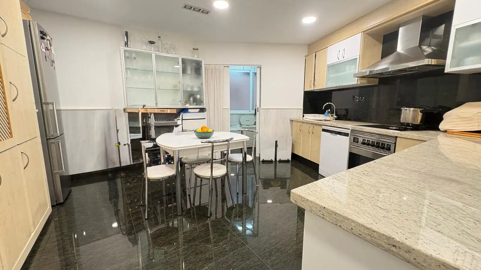 Cocina de Piso en venta en Murcia con Aire acondicionado y Balcón