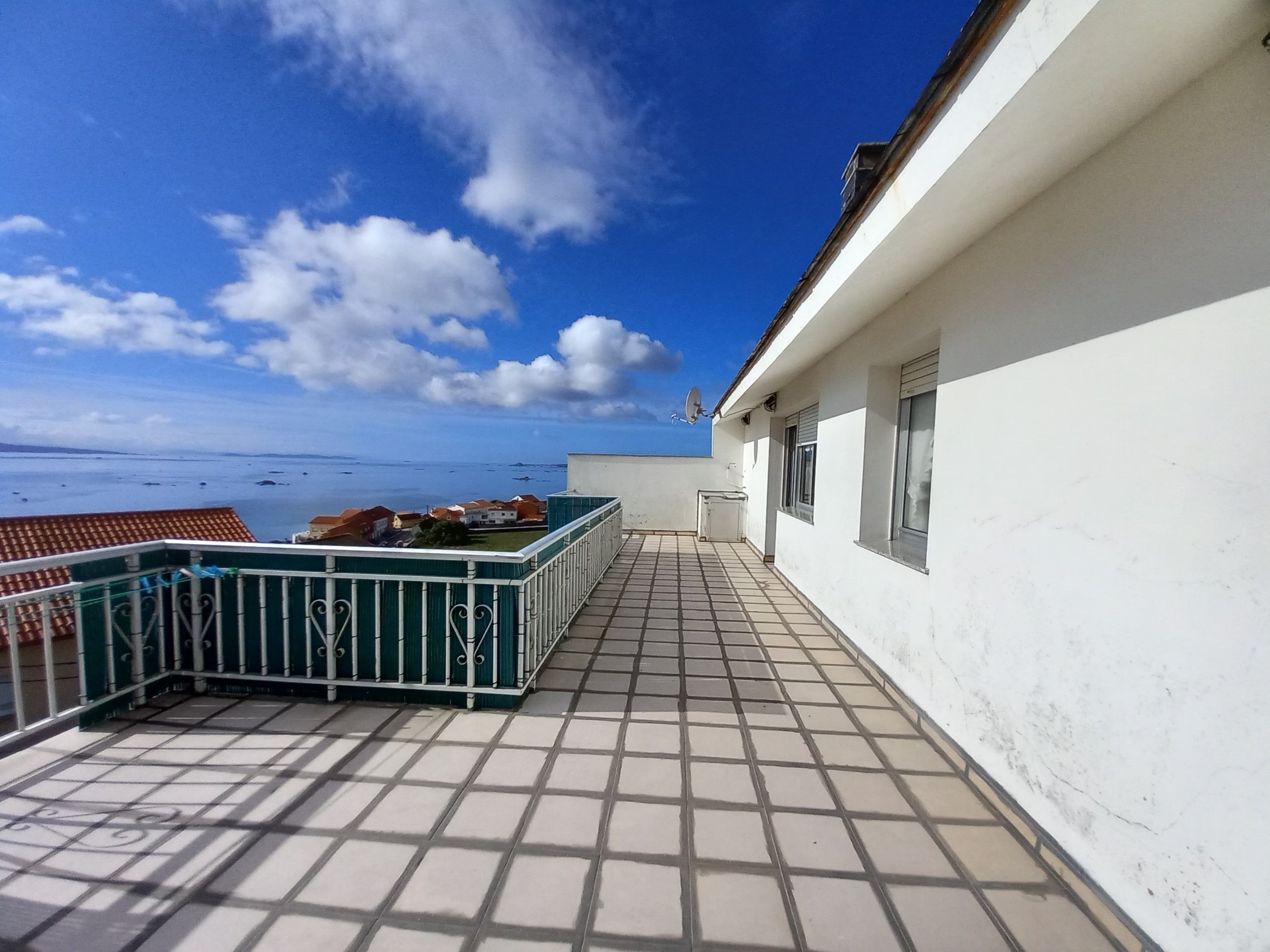 Terraza de Casa o chalet en venta en Ribeira con Terraza, Trastero y Amueblado