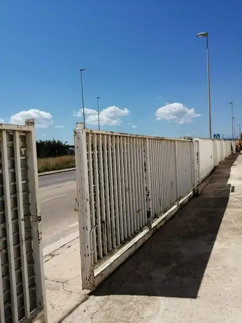 Vista exterior de Nau industrial en venda en Vinaròs