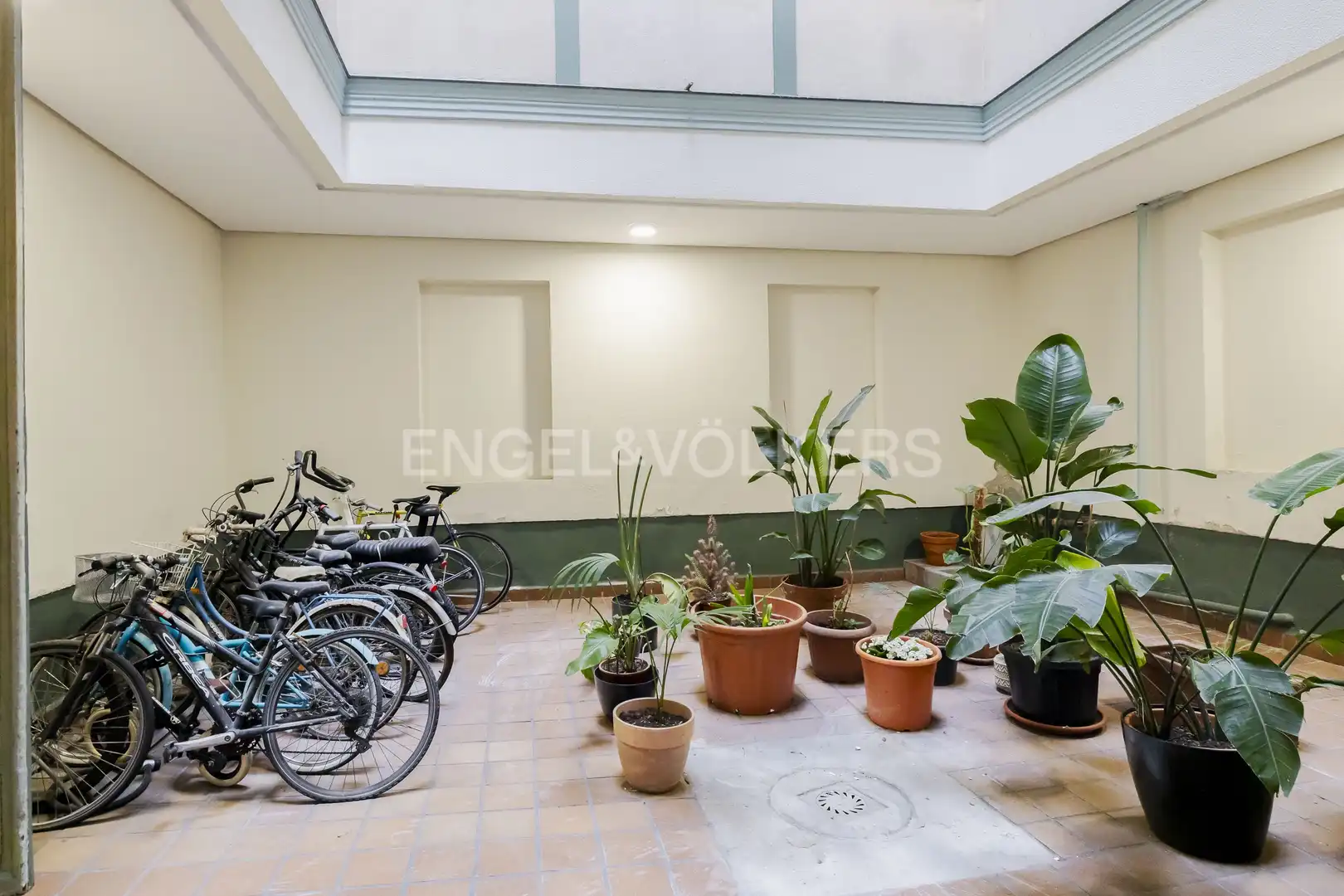 Dachboden zum Verkauf in Madrid mit Klimaanlage, Heizung und Parkett