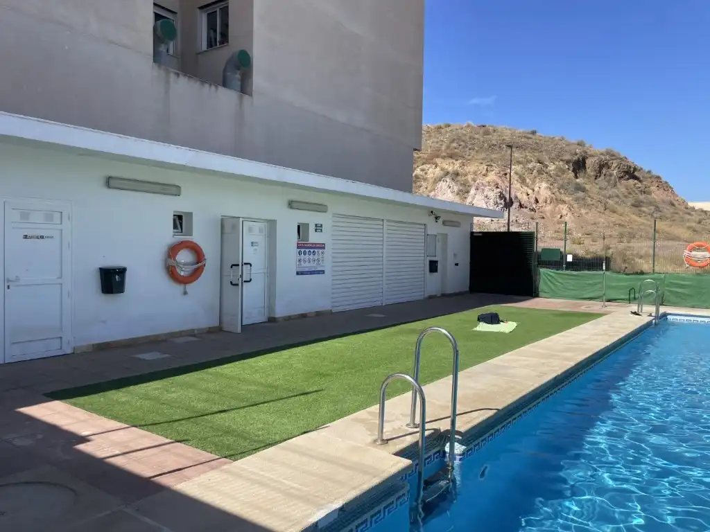 Piscina de Apartament en venda en Garrucha amb Aire condicionat i Piscina comunitària