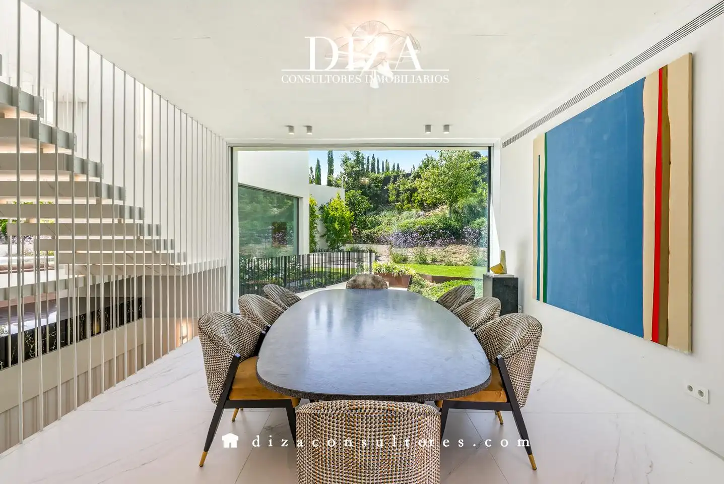 Comedor de Casa o chalet en venta en Pozuelo de Alarcón con Aire acondicionado, Calefacción y Jardín privado