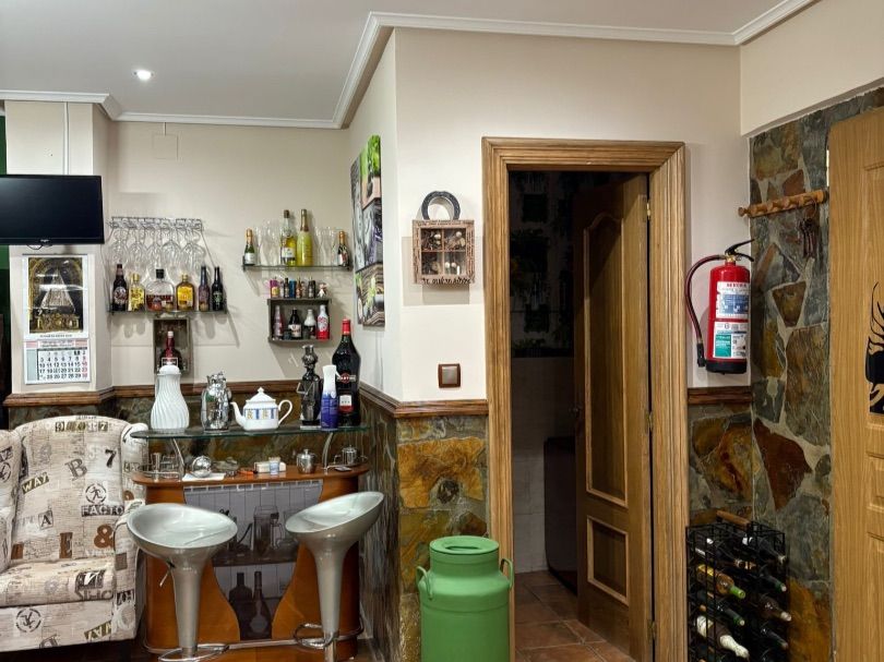 Kitchen of Premises for sale in Abanto y Ciérvana-Abanto Zierbena  with Heating and Furnished