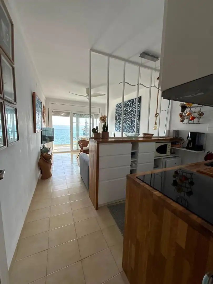 Sala de estar de Apartamento en venta en Roses con Terraza y Trastero