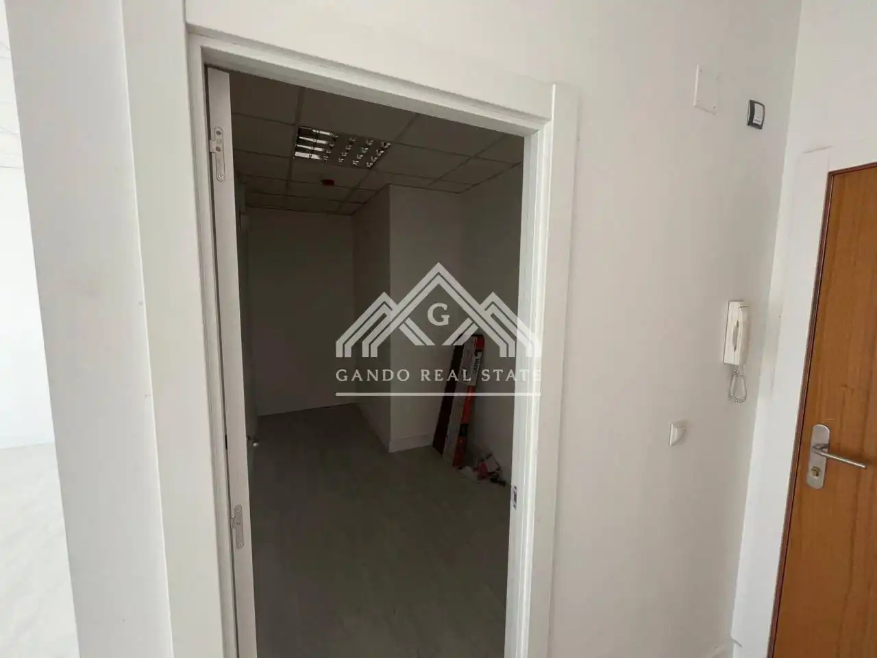Office space to rent in Calle Terracota, imagen 6