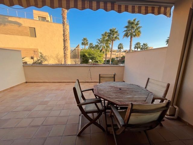 Flat for sale in Avenida Pintor Fernando Soria, Alicante Golf