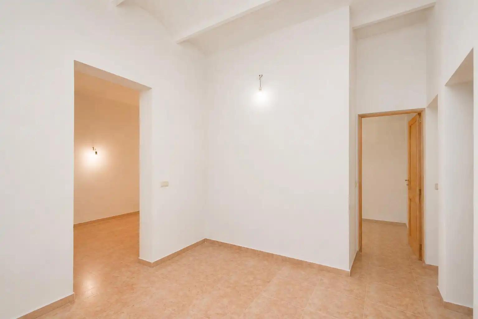 Ground floor for sale in  Palma de Mallorca  with Storage room