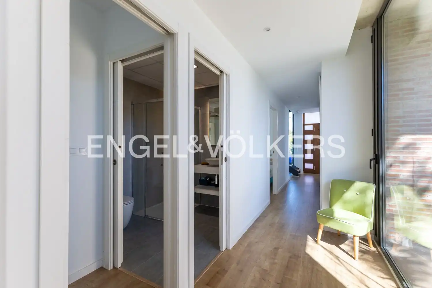 Casa o chalet en venta en L'Eliana con Aire acondicionado, Calefacción y Jardín privado