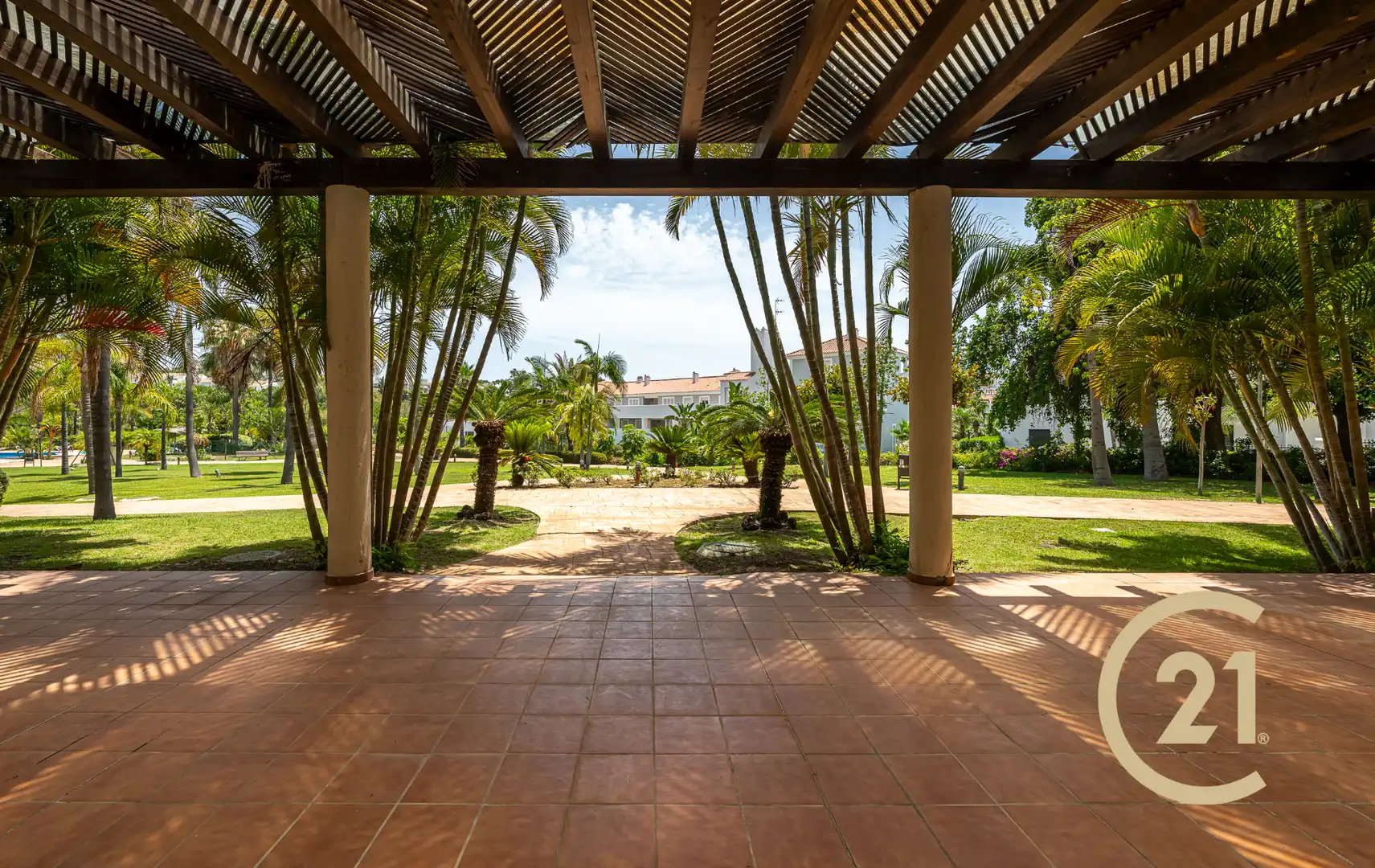 Terrace of Buildings for sale in Estepona  with Community pool