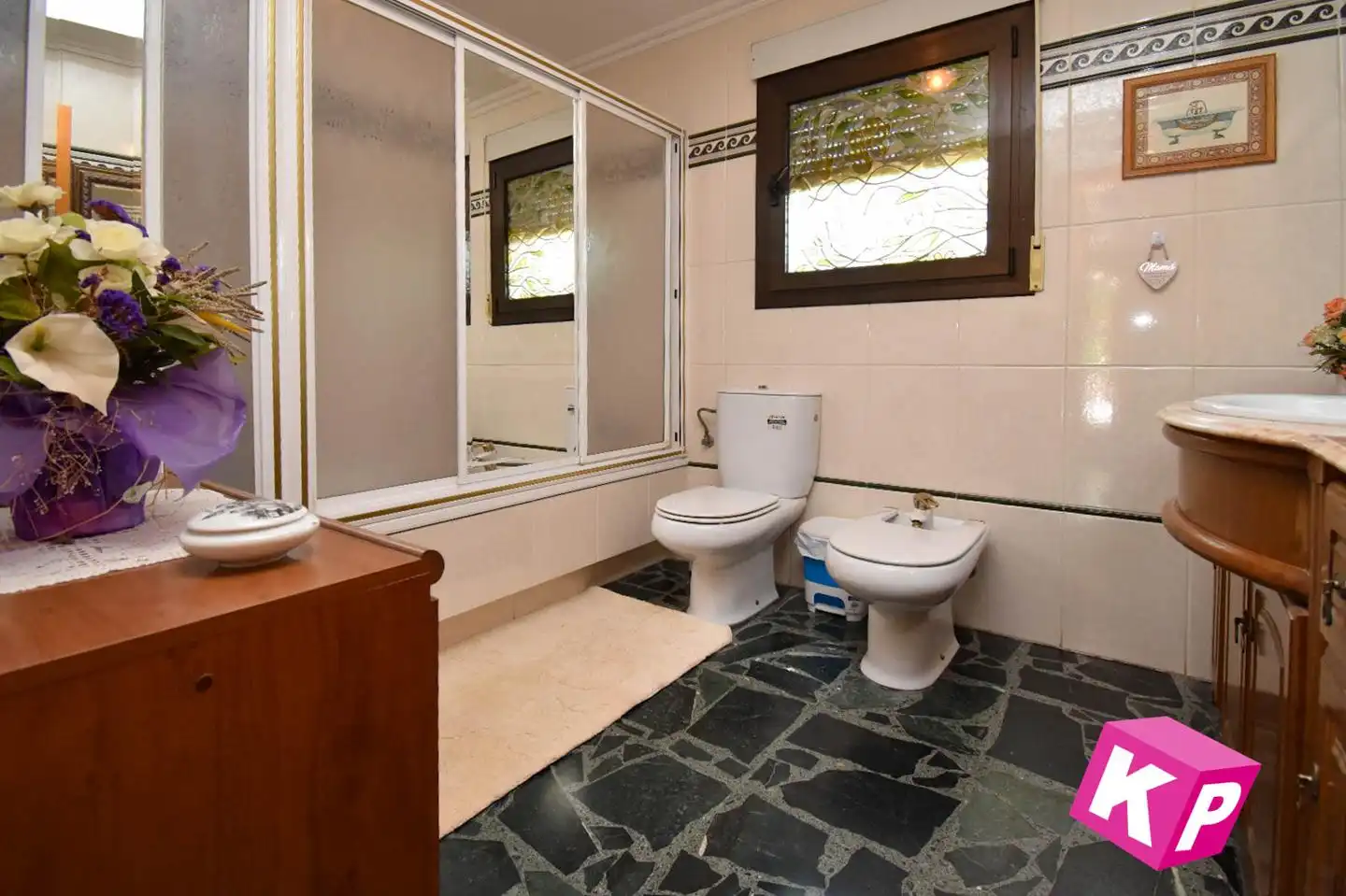 Bany de Casa o xalet en venda en Elche / Elx amb Jardí privat, Terrassa i Traster
