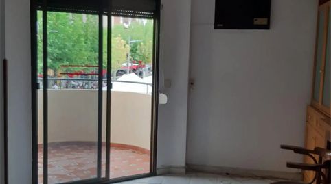 Foto 2 de Piso en venta en Avenida Primero de Mayo, 17, Calasparra, Murcia
