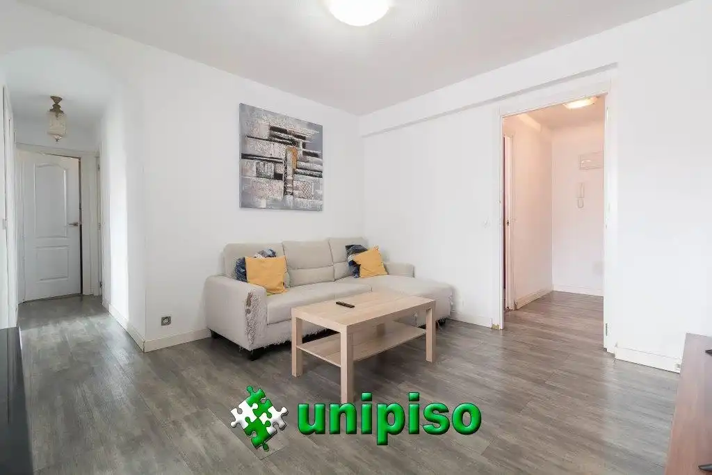 Sala d'estar de Pis en venda en Leganés amb Calefacció