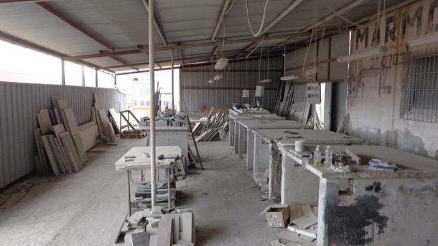 Local comercial en Alquiler en Petrer