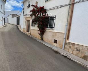 Exterior view of Single-family semi-detached for sale in Torrejoncillo del Rey  with Terrace