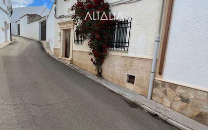 Vista exterior de Casa adosada en venda en Torrejoncillo del Rey amb Terrassa