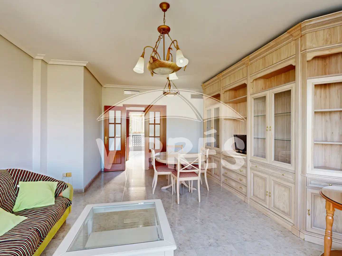 Sala d'estar de Pis en venda en Cáceres amb Calefacció, Traster i Moblat