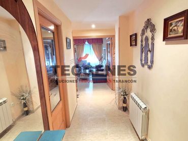 Flat with balcony for sale in Calle Melchor Cano