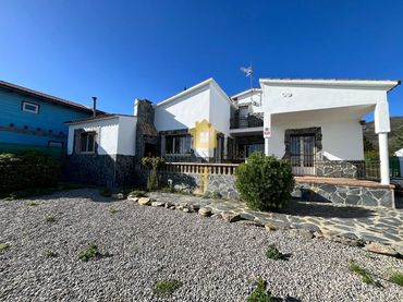 Haus mit Garten zum Verkauf in Carrer Selva