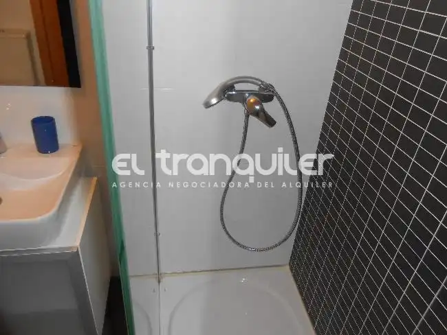 Bany de Pis de lloguer en Leganés amb Terrassa, Traster i Piscina