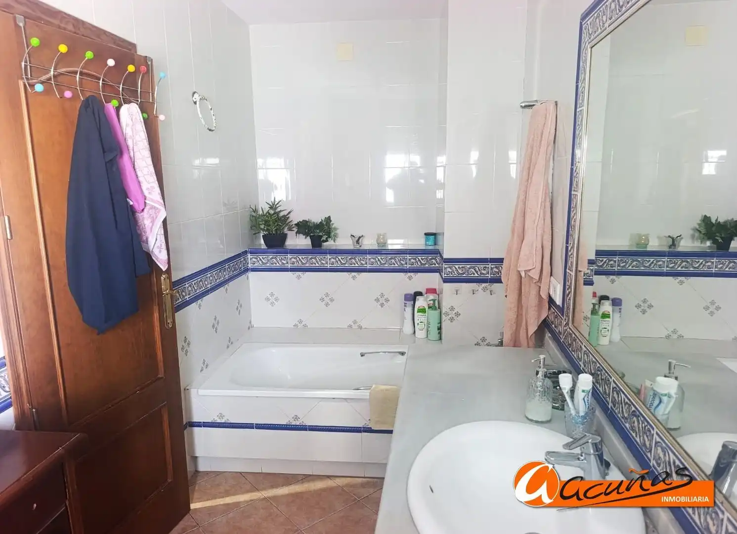 Badezimmer von Einfamilien-Reihenhaus zum Verkauf in Palenciana mit Terrasse