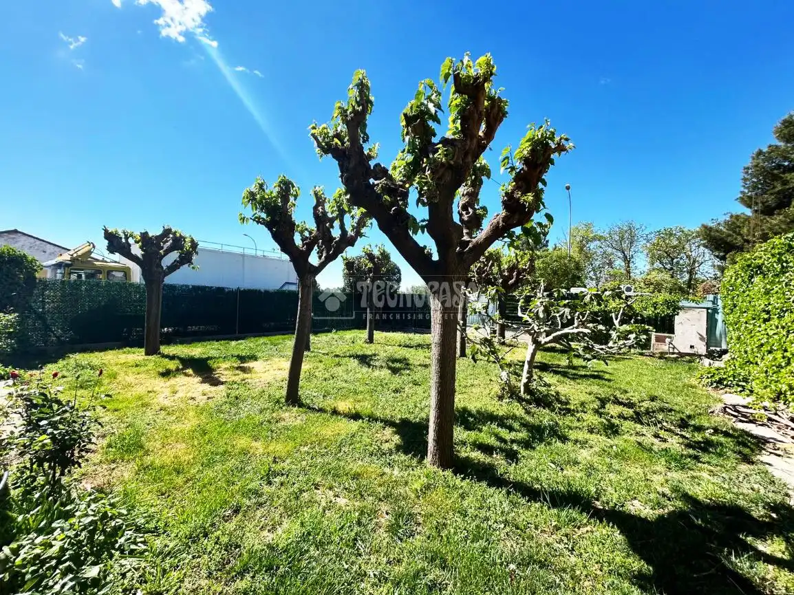 Casa o chalet en venta en Osera de Ebro con Calefacción y Jardín privado