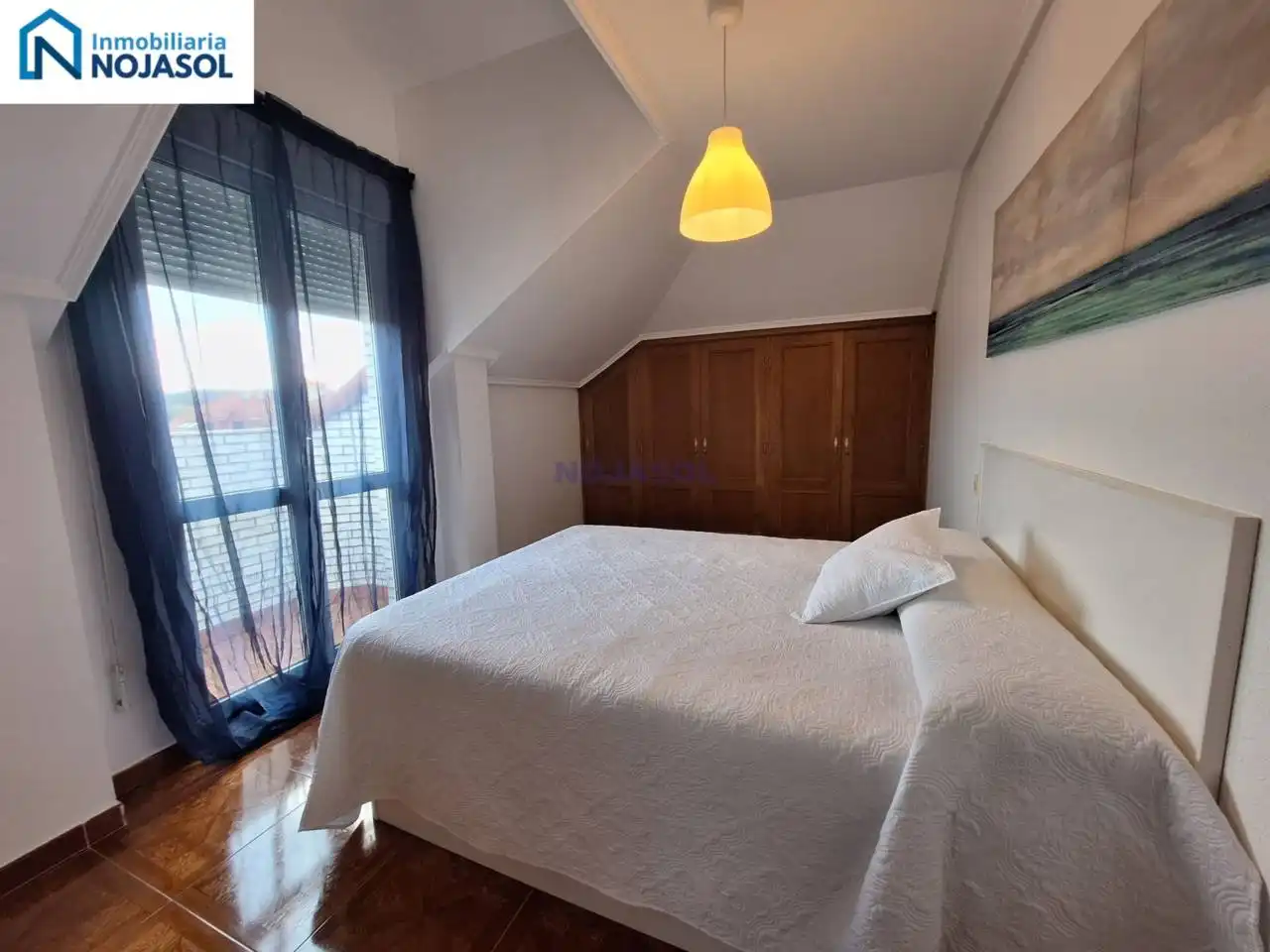 Habitación de Apartamento en venta en Meruelo con Calefacción, Terraza y Amueblado