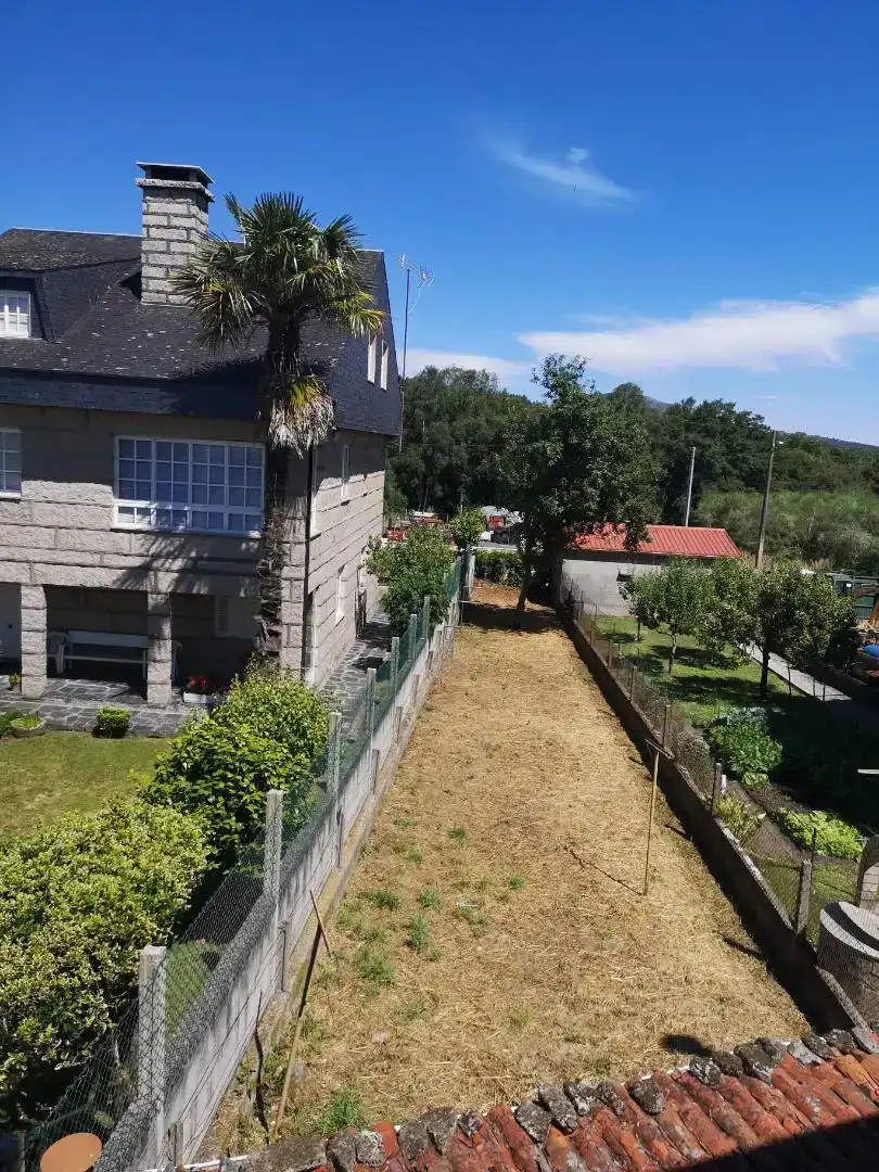 Casa adosada en venda en Agolada amb Jardí privat i Traster