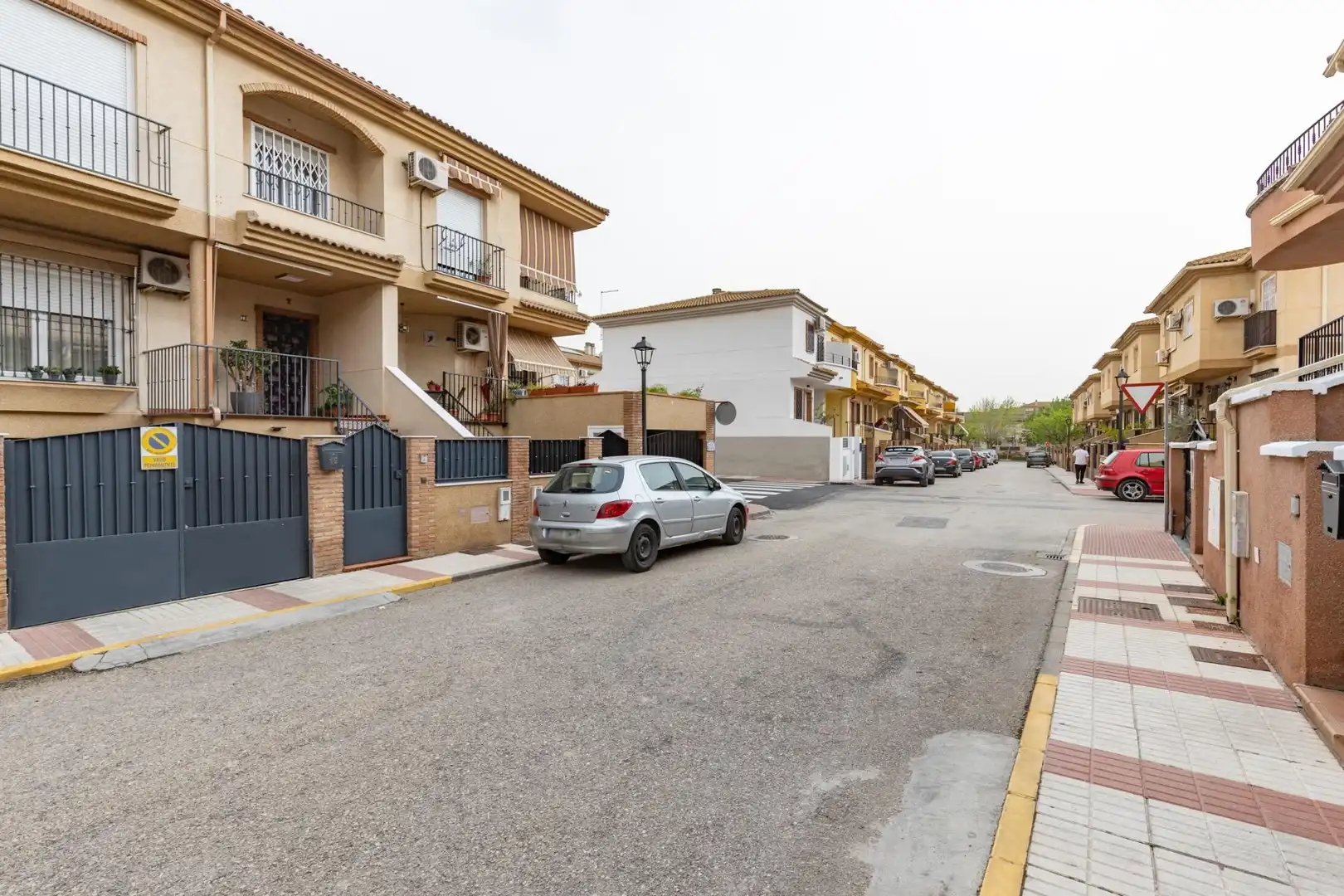 Exterior view of Detached homes for sale in Atarfe  with Air Conditioner, Heating and Private garden