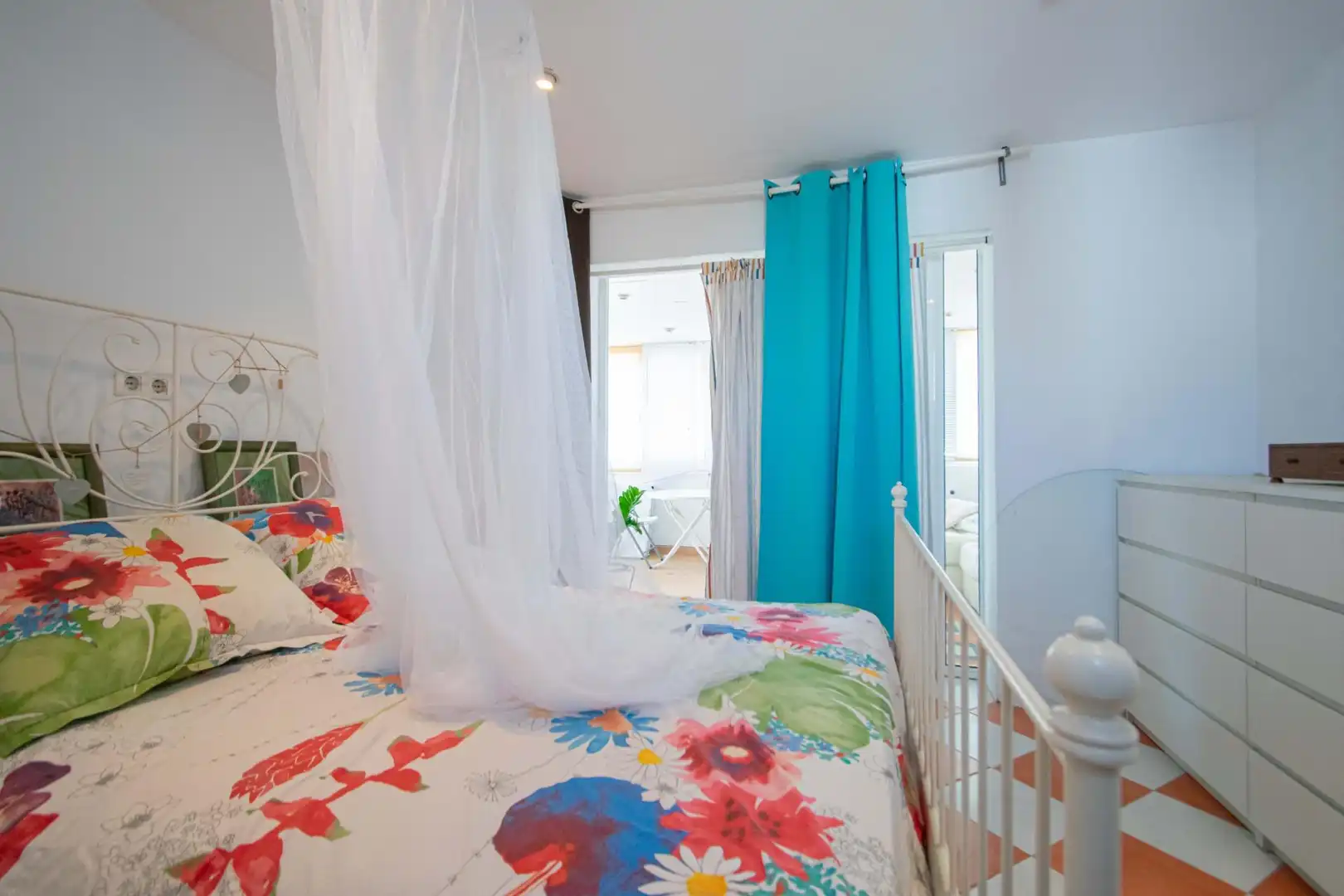 Dormitori de Casa o xalet en venda en Sevilla amb Aire condicionat i Terrassa