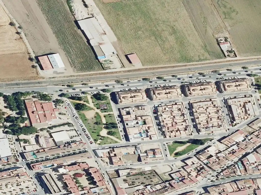 Chalet en venta en AV. SUNDHEIM 2-24 Sótano 1 00018, imagen 2