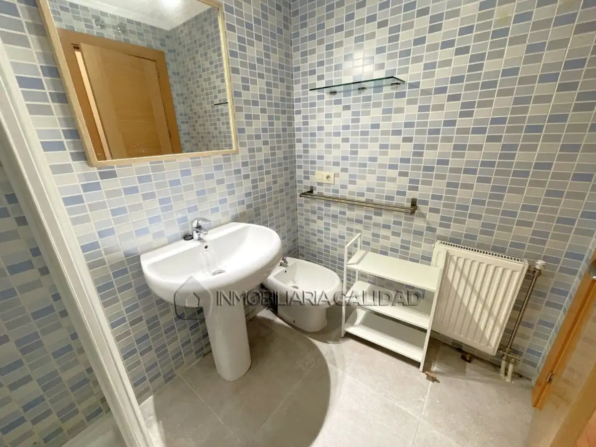 Flat for rent in Burgos  with Heating, Terrace and Storage room