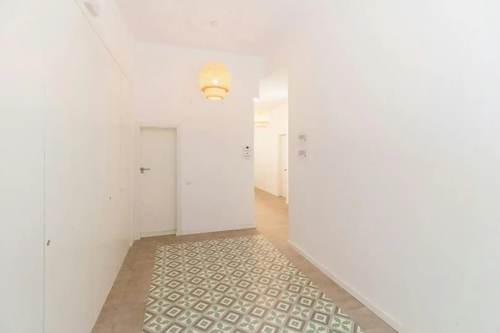 Flat for rent in Barcelona  with Air Conditioner, Heating and Furnished