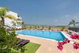 Swimming pool of Planta baja for sale in Estepona  with Air Conditioner and Terrace