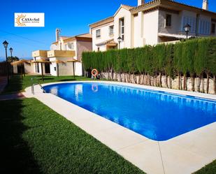 Swimming pool of Single-family semi-detached to rent in Alhaurín de la Torre  with Air Conditioner, Heating and Private garden