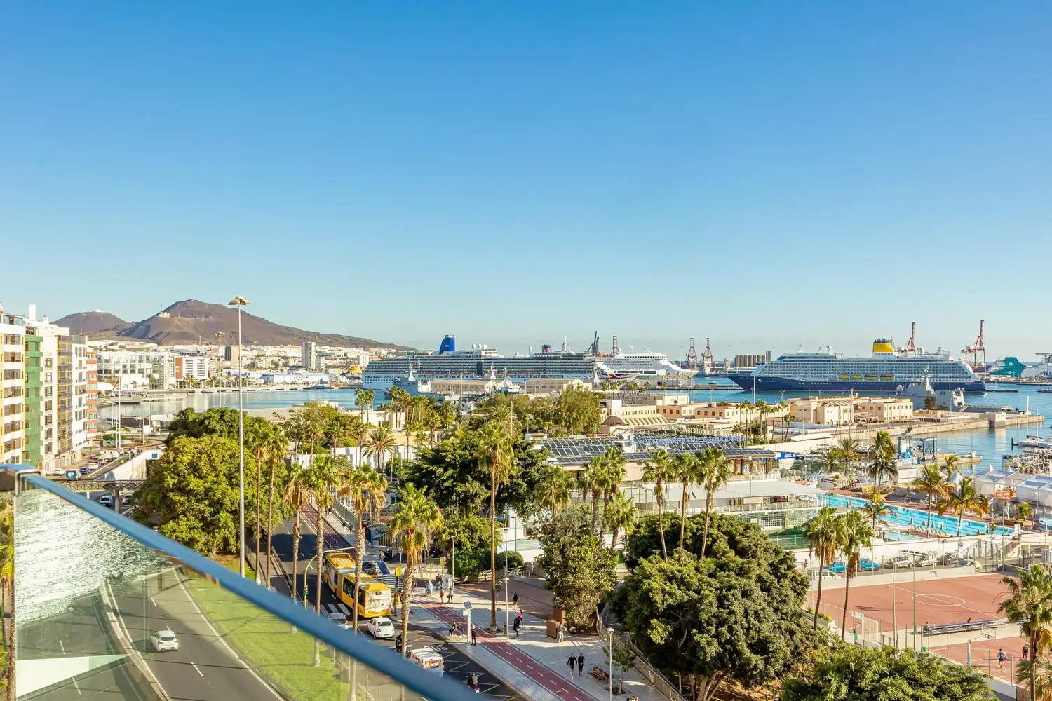 Außenansicht von Dachboden zum Verkauf in Las Palmas de Gran Canaria mit Klimaanlage, Terrasse und Möbliert