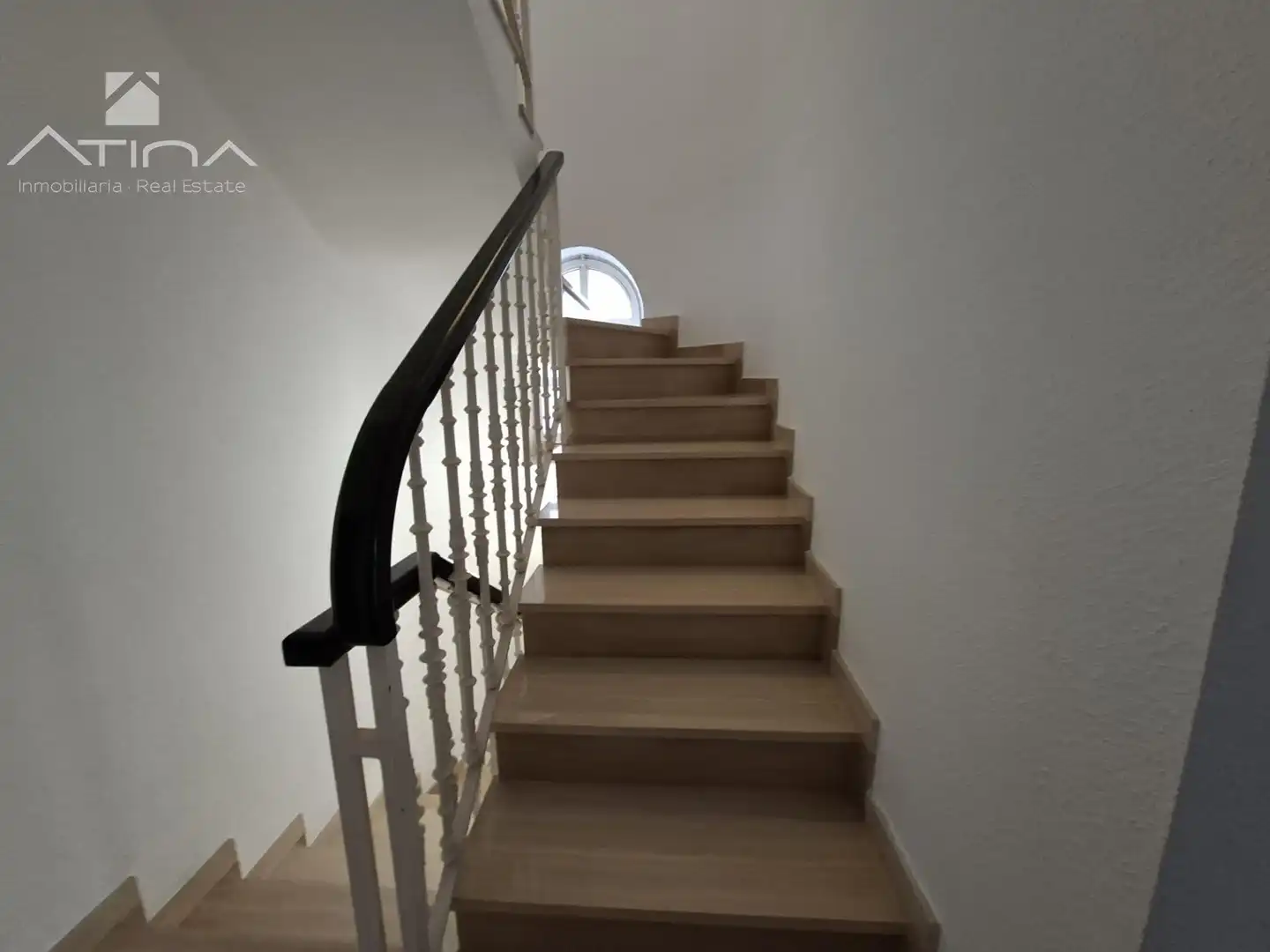 Haus oder Chalet zum Verkauf in Gandia mit Klimaanlage, Privatgarten und Terrasse