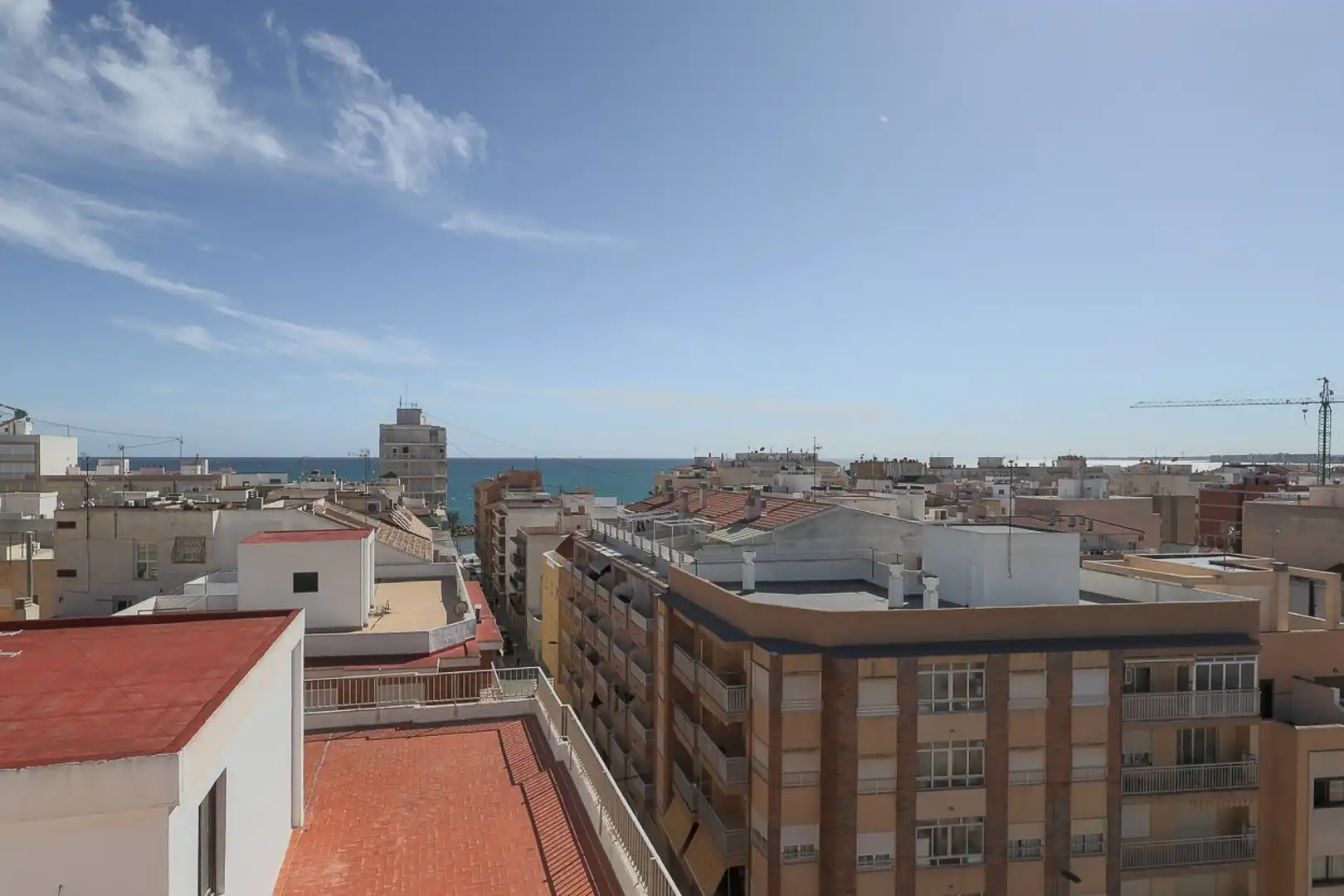 Außenansicht von Wohnung zum Verkauf in Torrevieja mit Klimaanlage, Heizung und Terrasse