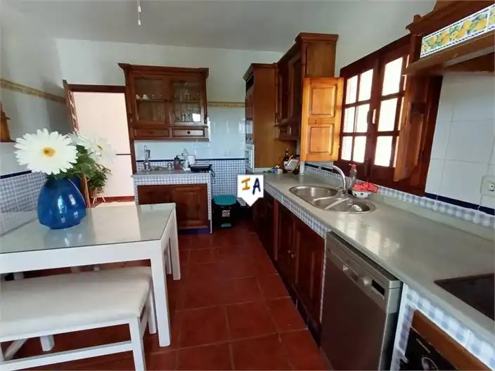 Xalet amb piscina en venda a Cabra, imagen 7