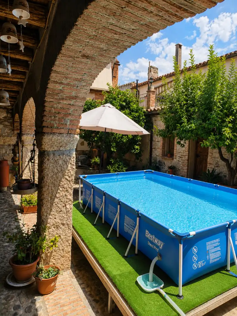 Piscina de Casa o xalet en venda en Valdeverdeja amb Aire condicionat, Jardí privat i Terrassa