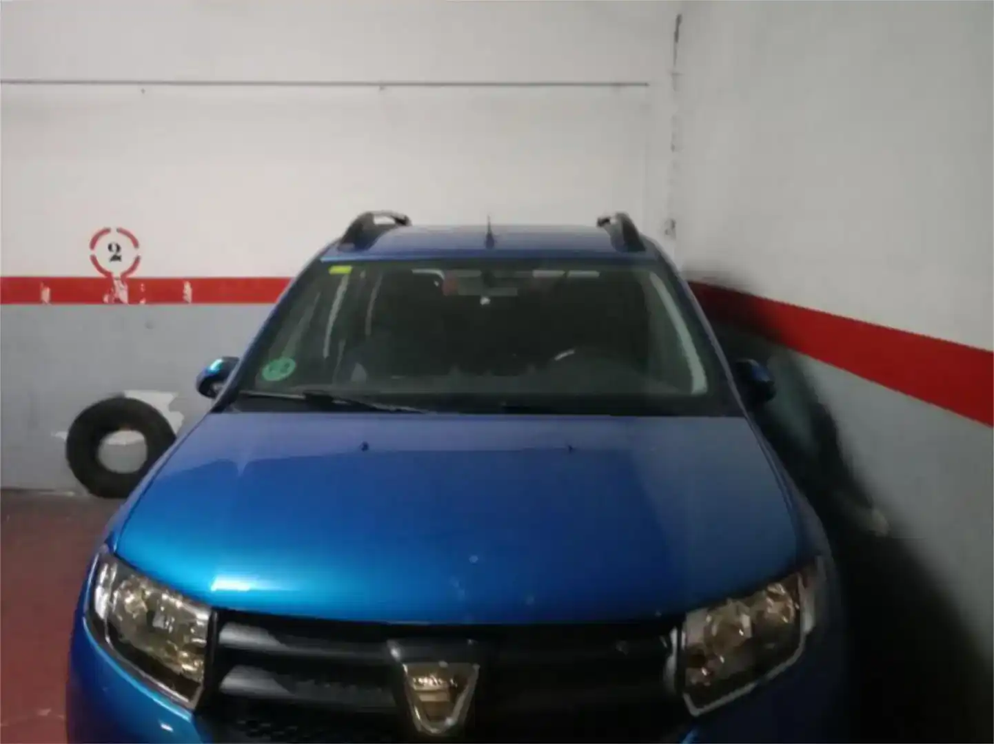 Aparcament de Garatge en venda en Barcelona amb Alarma