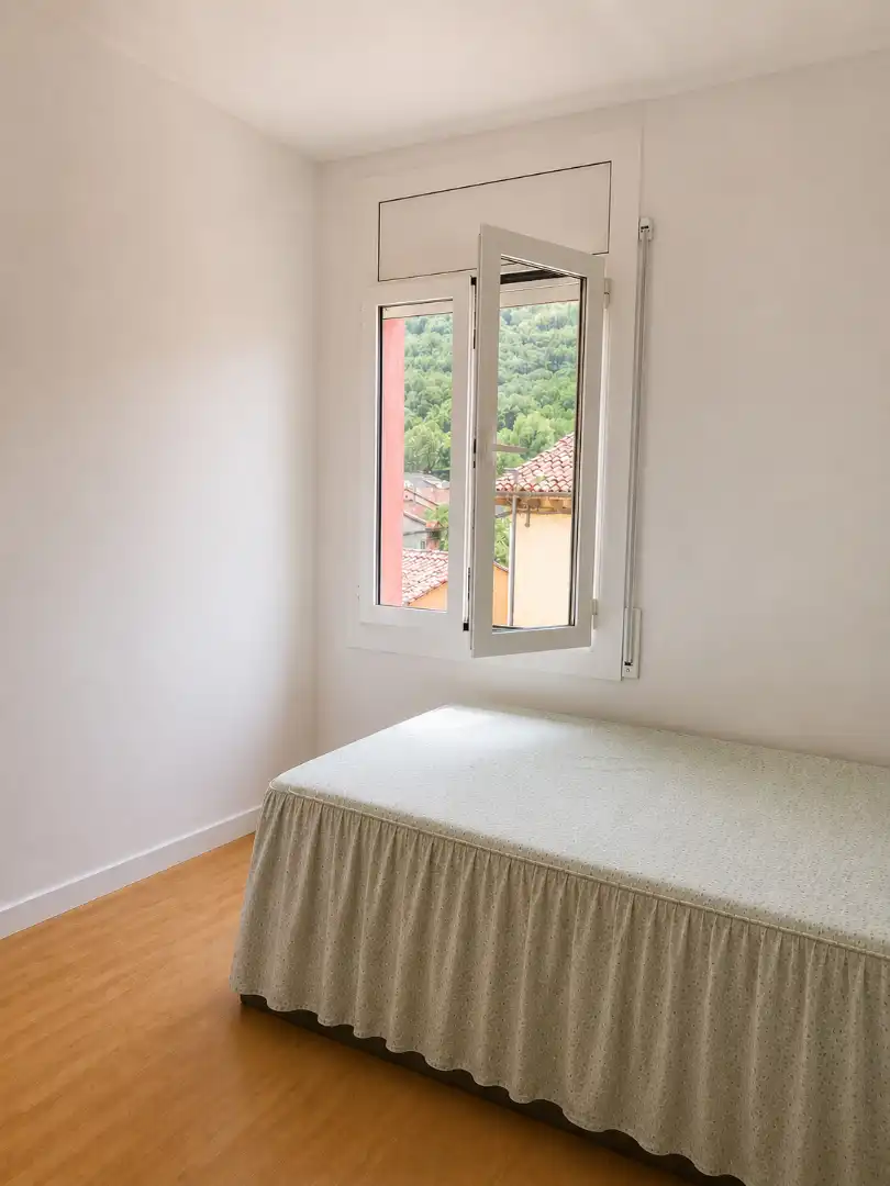 Piso con terraza en venta en Carretera d'Olot, imagen 24