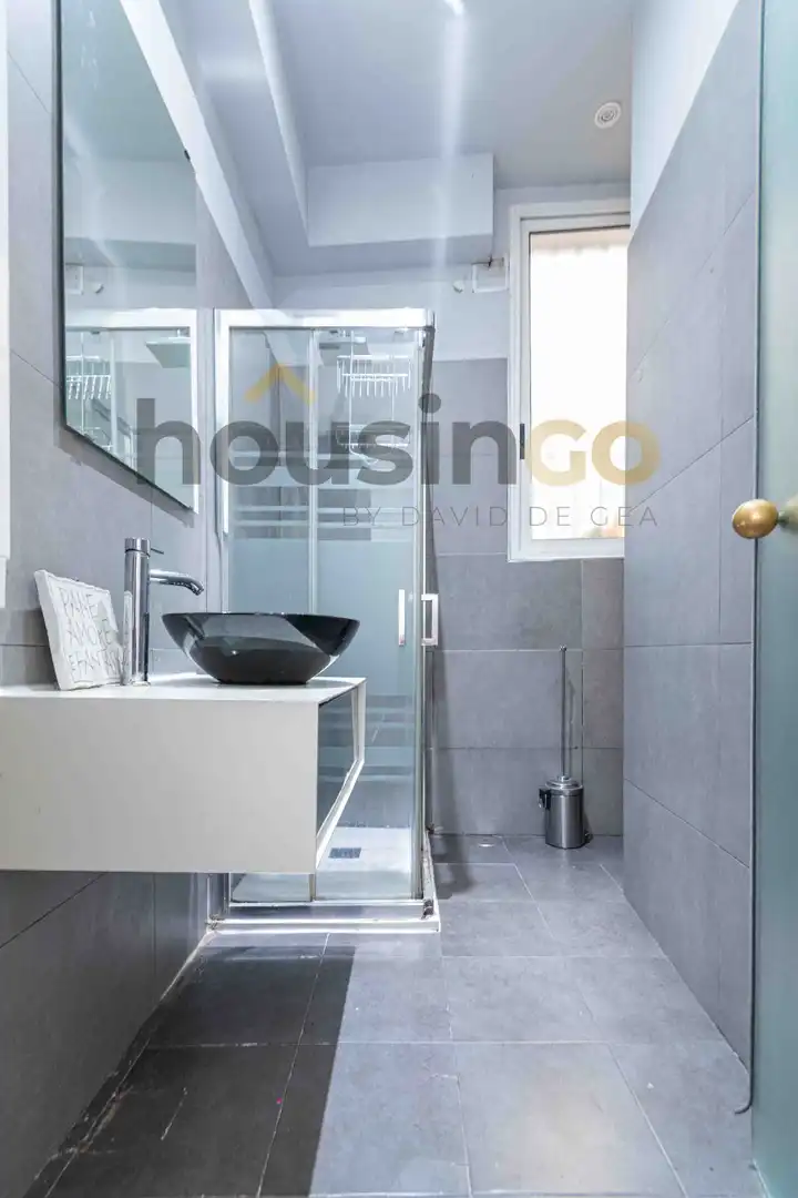 Baño de Oficina en venta en Madrid con Aire acondicionado y Calefacción